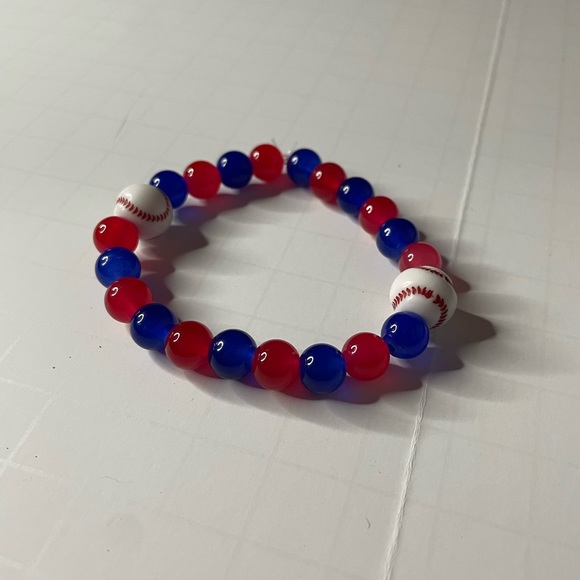 Handmade Elastic Red and Blue Baseball Bracelet - Picture 4 of 4